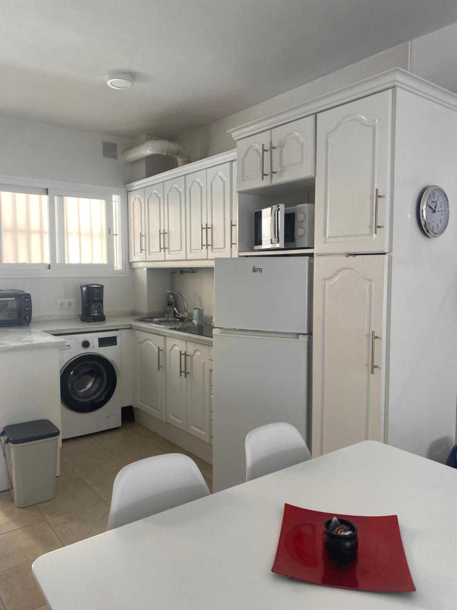 Apartamento a pie de playa. Nerja Exterior foto